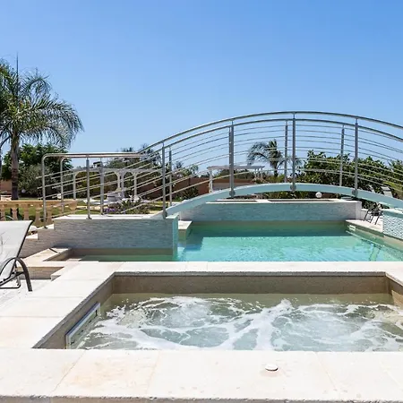 Perla Del Salento Torre Suda